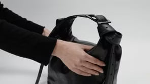 Sac Le Cecilia XL Galactic Matelassé sac port? epaule noir femme