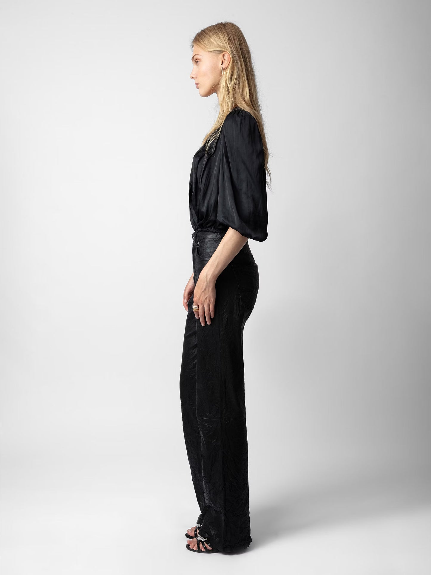 Top Tyfon Satin haut noir femme